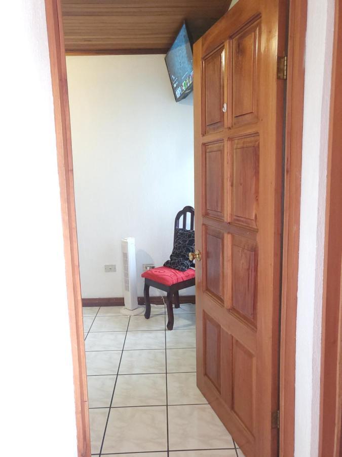 Don Carlos Place Upper Unit Alajuela Exterior photo