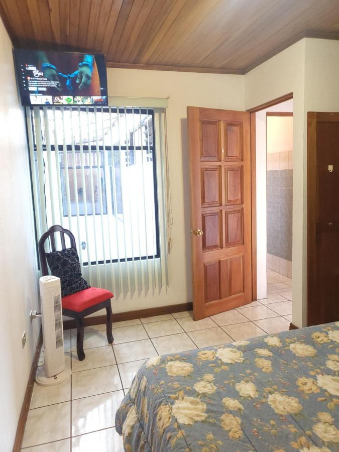 Don Carlos Place Upper Unit Alajuela Exterior photo